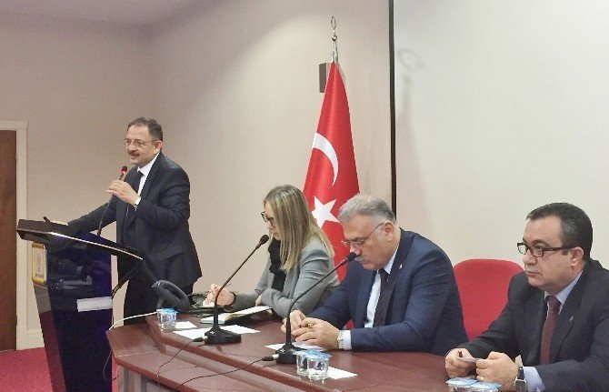Özhaseki: “Bizim Belediyelerimiz Yapmak İçin; HDP’li Belediyeler İse Yıkmak İçin Çalışıyor”