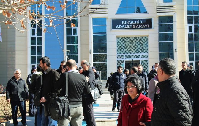 Kırşehir olayları: Kitabevi davasından 2'si tutuklu 5 sanık tahliye oldu
