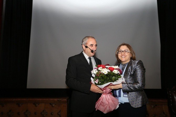 Şahir Prof. Dr. Genç, Gazianteplilere Başarıyı Anlattı