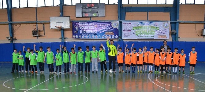 Bozüyük Belediyesi’nin Minikler Futsal Şenliği Başladı
