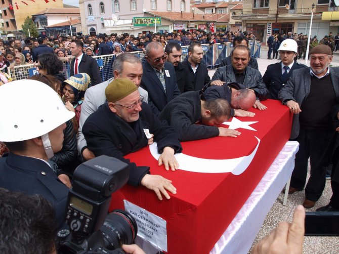 Yozgatlı şehit polisin cenazesine Cumhurbaşkanı Erdoğan da katıldı