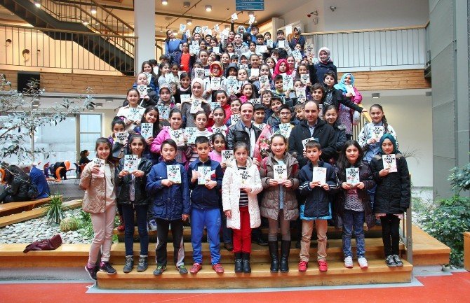 Yazar Mehmet Yaşar: “Hayalleriniz Olmadan Canlı Kalamazsınız”