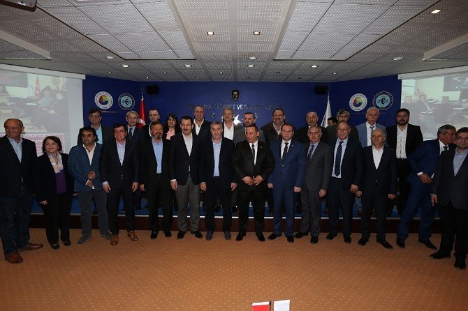 Başkan Toçoğlu Müteahhitler Birliği Genel Kurul Toplantısı’na Katıldı