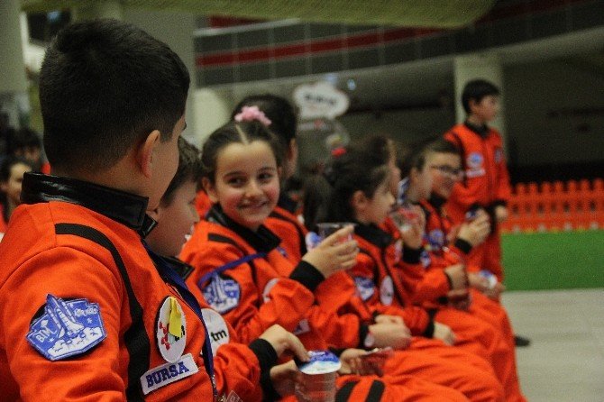 Küçük Astronotlar İkinci Kez ’Mars’a Gidiyor