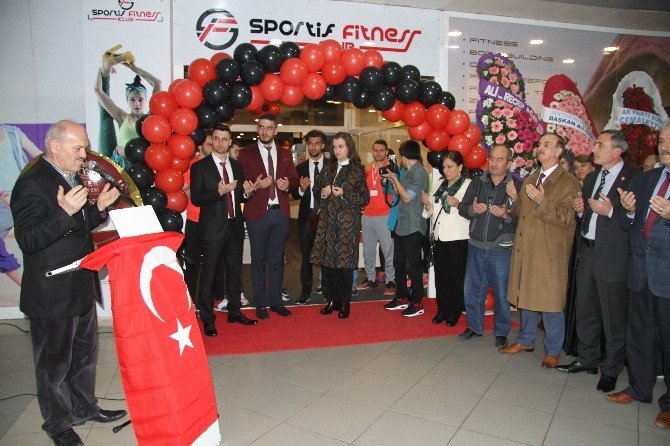 Bursa’da Fıtness Center Törenle Hizmete Girdi