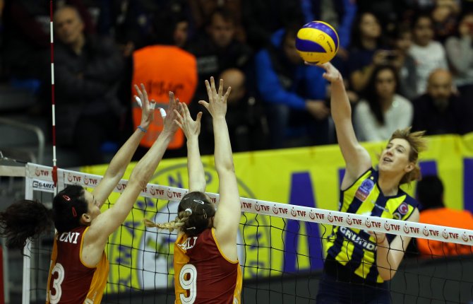 Fenerbahçe Grundig: 3 - Galatasaray Daikin: 0