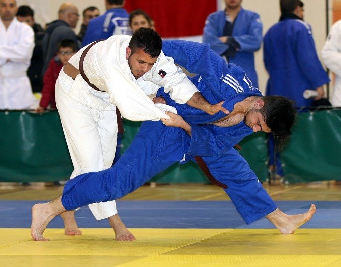 İşitme Engelliler Türkiye Judo Şampiyonası, Samsun’da Gerçekleştirildi