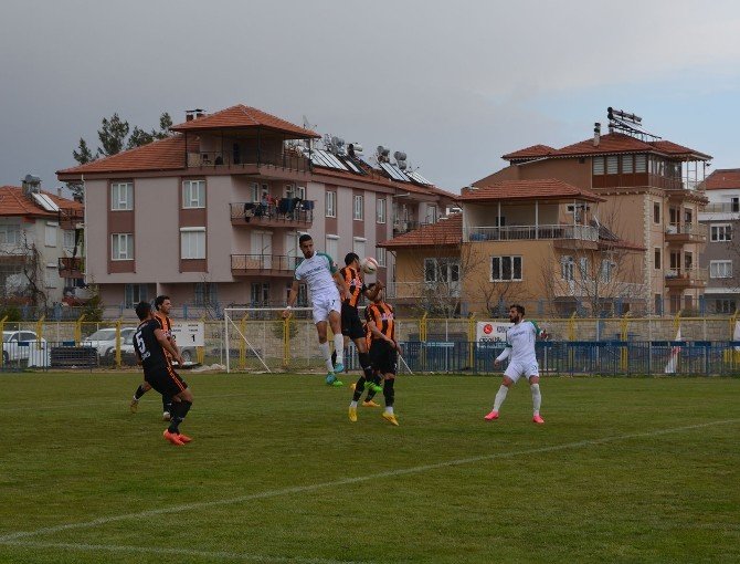Korkutelispor, Finike Belediyespor’a 2-1 Yenildi