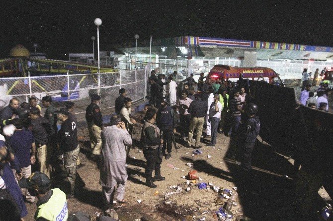 Lunapark’ta İntihar Saldırısı: En Az 50 Ölü