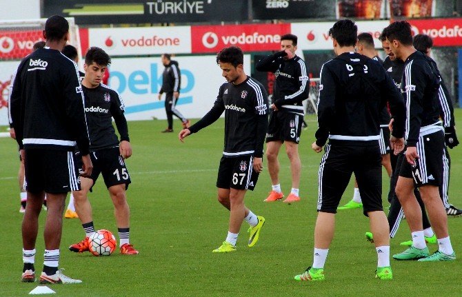 Beşiktaş, Kasımpaşa Maçı Hazırlıklarını Sürdürüyor