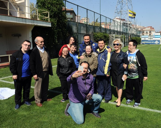 Fenerbahçe’ye; Engelsiz Yaşam Vakfı’ndan ziyaret