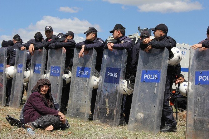 CHP Milletvekilleri Çadırkente Karşı