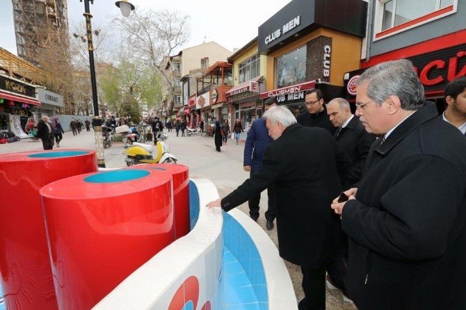 Başkan Kamil Saraçoğlu: Süs Havuzları Kütahya’ya Renk Katacak