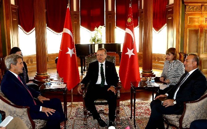 Cumhurbaşkanı Erdoğan, ABD Dışişleri Bakanı Kerry İle Görüştü