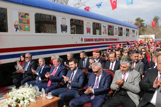 Çankırı'da 'Tren Kütüphane' açıldı
