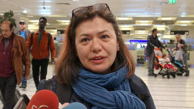 Bildiriye imza atan akademisyen Meral Camcı Türkiye’ye döndü