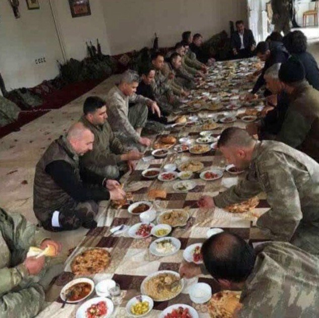 Şırnak’ta Asker Ve Polislere Yemek Veren Tatar’dan Eleştirilere Yanıt