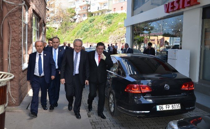 CHP Genel Başkan Yardımcısı Haluk Koç Alaplı’yı Ziyaret Etti