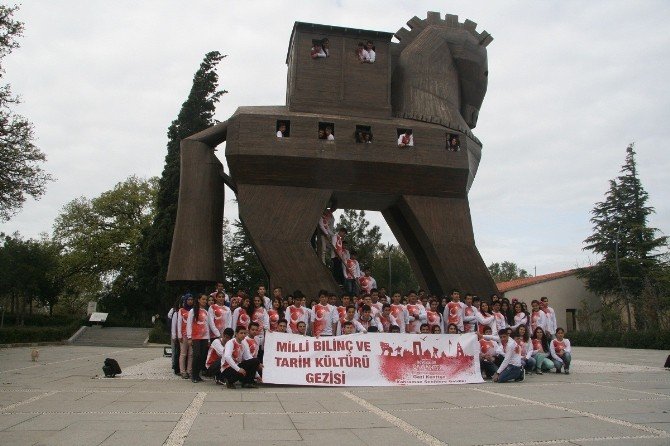 Gaziantepli Öğrencilere Tarihi Gezi