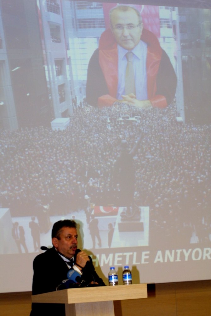 Şehit savcı Kiraz, İstanbul Adalet Sarayı'nda törenle anıldı