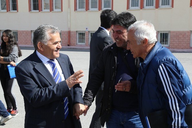 Başkan Büyükkılıç Ve Ekibinin Mustafa Eraslan Anadolu Lisesi Ziyareti