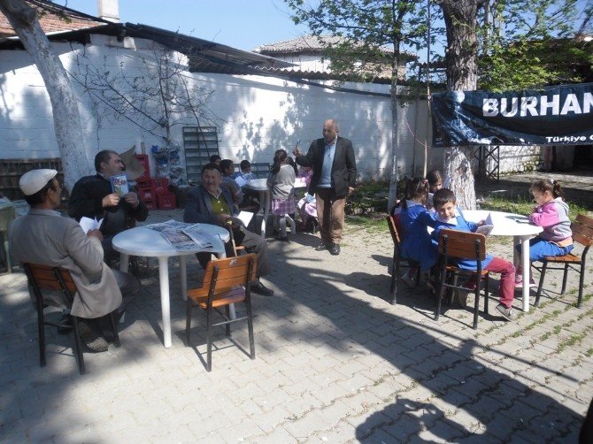 Burhaniye’de Köyde Okuma Bayramı Kutlandı