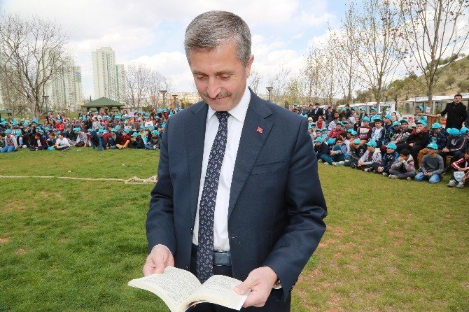 Şahinbey Belediyesi Kütüphane Haftasını Kutladı