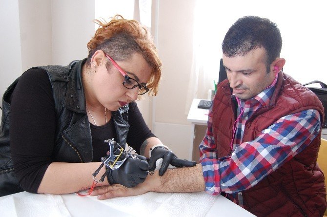 Kaybolduklarında "Sevgi İzi" Dövmesi İle Bulunacaklar