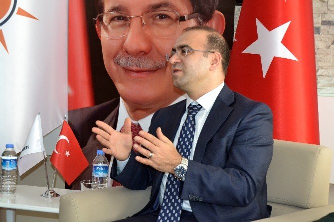 AK Parti Malatya Milletvekili Taha Özhan: