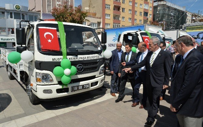 Mustafakemalpaşa Belediyesi Araç Filosunu Güçlendiriyor