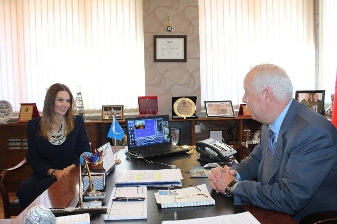 Azeri Milletvekili Paşayeva Başkan Akdemir’i Ziyaret Etti