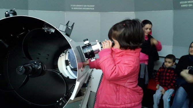 Eflatun Koleji Kapılarını Araladı