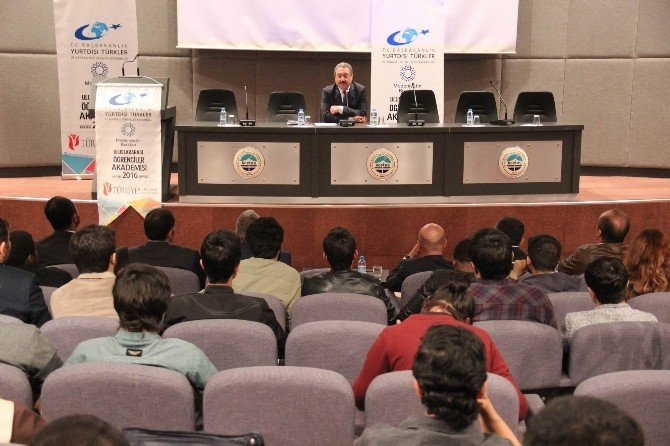 Uluslararası Öğrenci Akademisi Geleneksel Kayseri Toplantısı Yapıldı