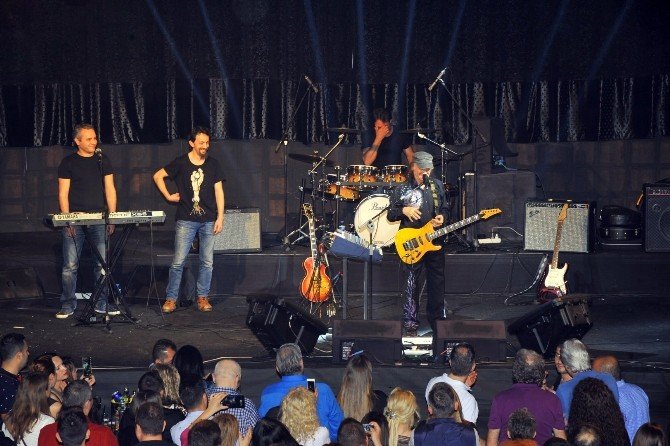 Erkin Koray’dan Son Üç Konser