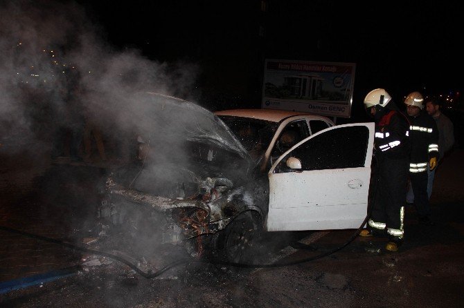 Samsun’da Otomobil Yangını