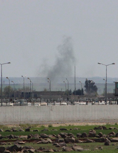 Tank Ve Fırtına Obüsleri IŞİD Mevzilerini Vuruyor