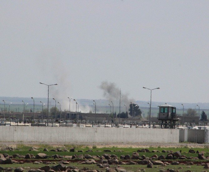 Tank Ve Fırtına Obüsleri IŞİD Mevzilerini Vuruyor