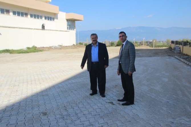 Burhaniye’de Başkan Uysal’ın Üniversite Ziyareti