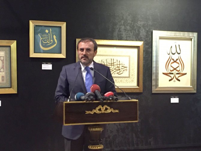 Kültür ve Turizm Bakanı Mahir Ünal hat sanatı sergisine katıldı
