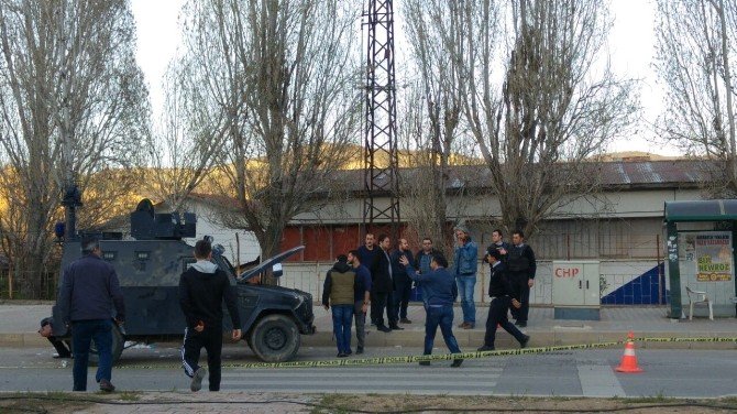 Tunceli’de Zırhlı Polis Aracı Devrildi: 2 Yaralı