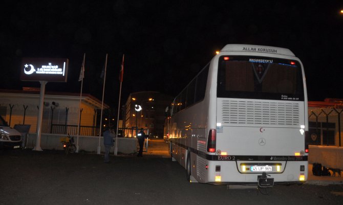 7 otobüs dolusu kaçak göçmen Kırklareli’ne ulaştı