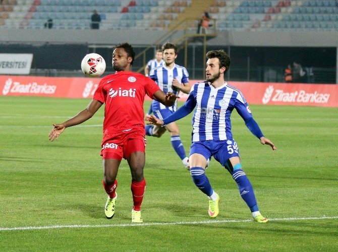 Antalyaspor’da M’billa Gole Hasret