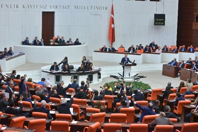 HDP’nin Bakan Bozdağ Hakkında Verdiği Gensoru Önergesi Kabul Edilmedi