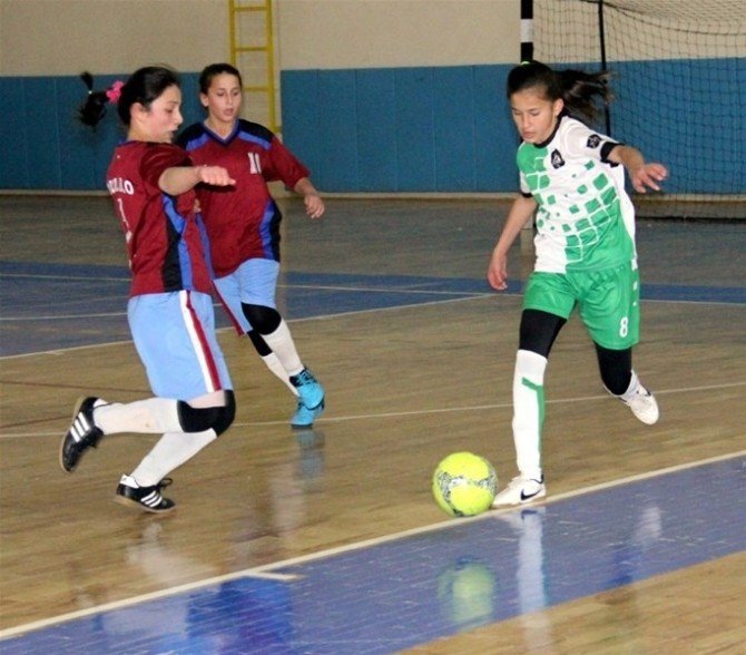 Futsal Yarı Final Müsabakaları Sona Erdi