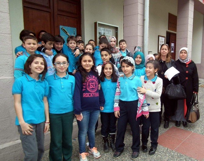 Aydın’da Öğrenciler Kütüphaneyi Ziyaret Etti