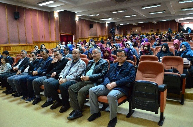 Yrd. Doç. Dr. Gümüşoğlu, Vehabiliği Anlattı