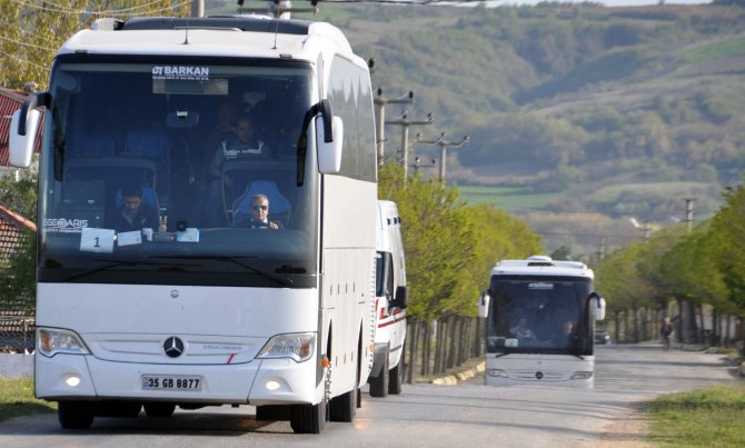 Yunanistan’ın iade ettiği kaçaklar Kırklareli’ndeki kampa ulaştı