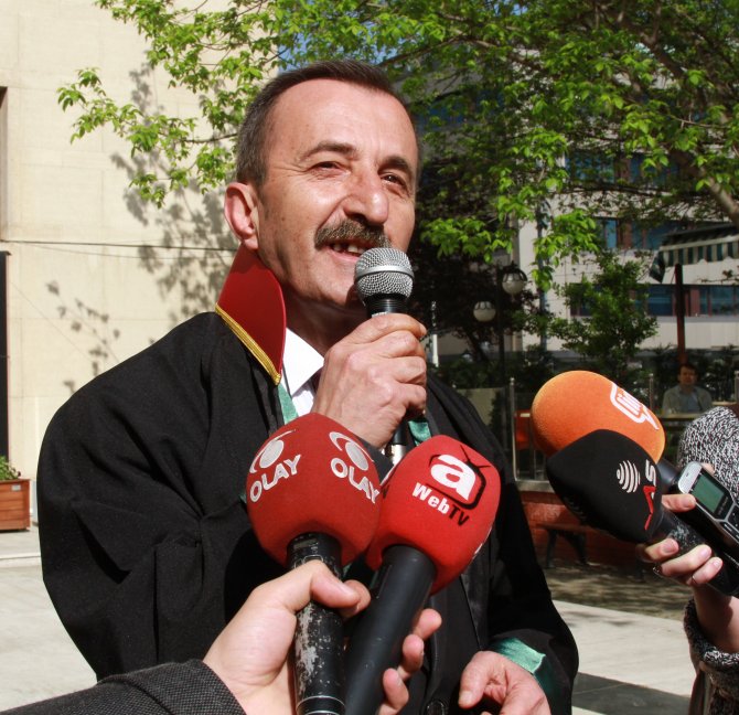 Bursa'da avukatlar günü kutlandı