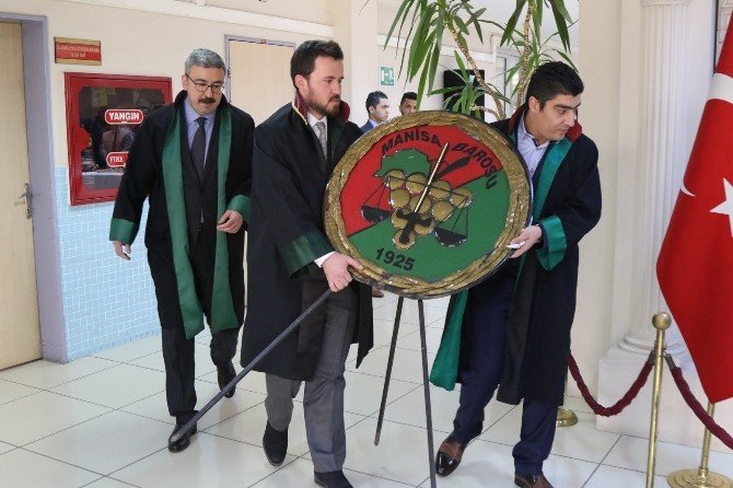 Akhisar’da 5 Nisan Avukatlar Günü Kutlandı