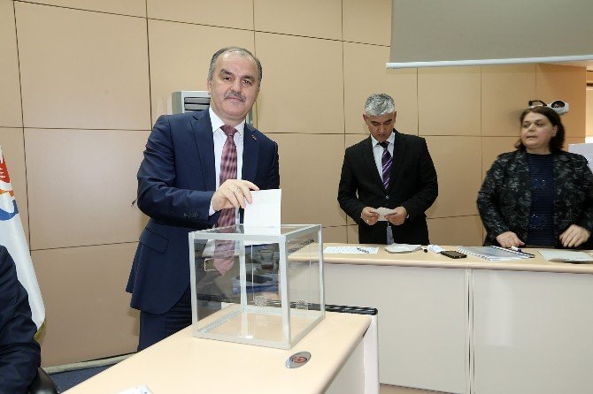 Pamukkale Belediye Meclisi’nde Seçim Heyecanı Yaşandı